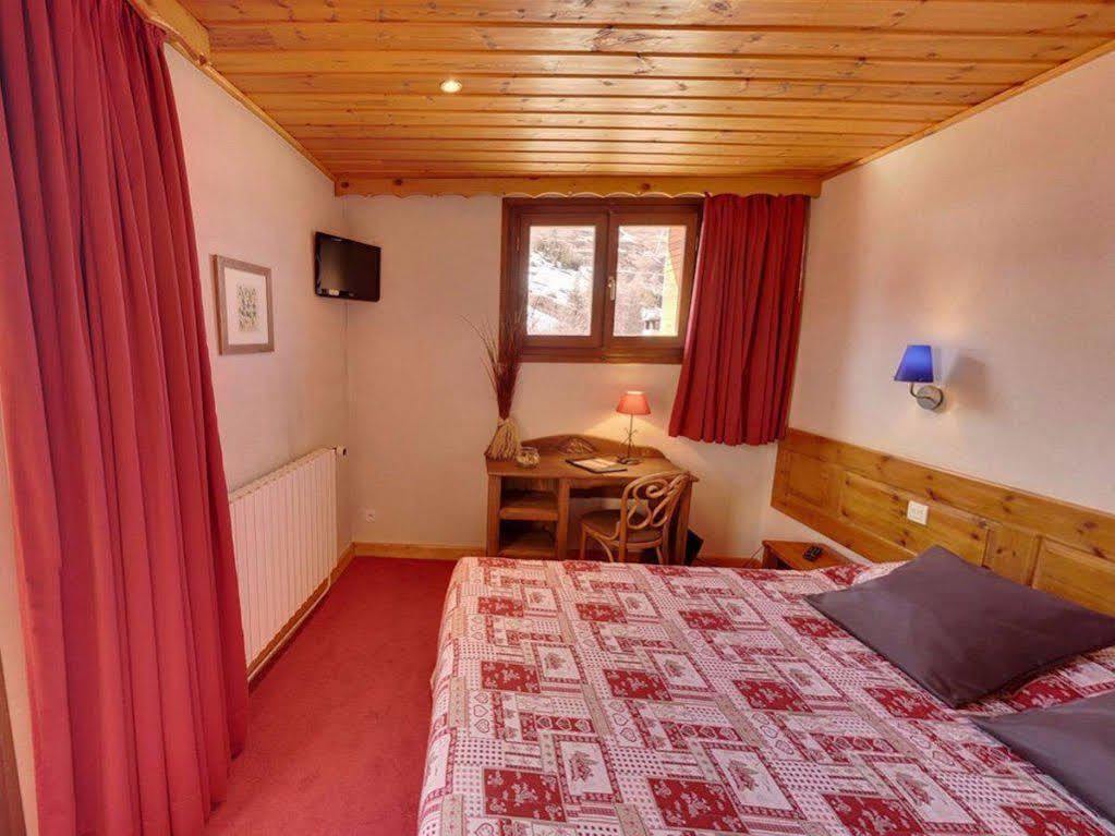 Chalet-Hôtel Alpage&SPA Vars  Buitenkant foto