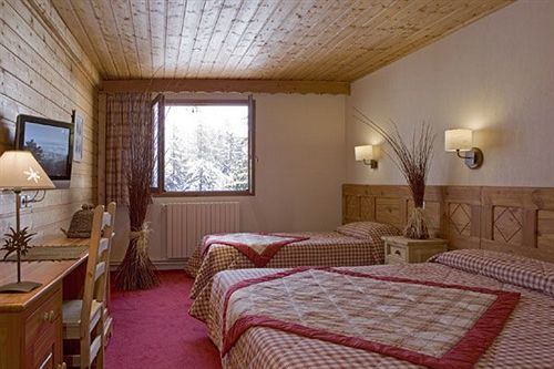 Chalet-Hôtel Alpage&SPA Vars  Buitenkant foto